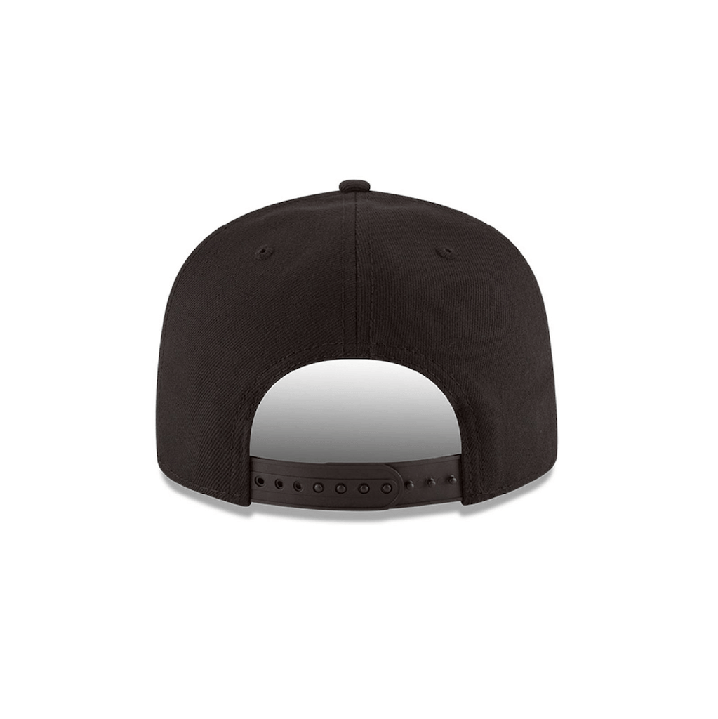 NEW ERA 9FIFTY NBA NEW YORK KNICKS BLACK N WHITE GORRA AJUSTABLE NEGRA