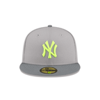 NEW ERA 59FIFTY MLB NEW YORK YANKEES 2000 WORLD SERIES GORRA CERRADA GRIS