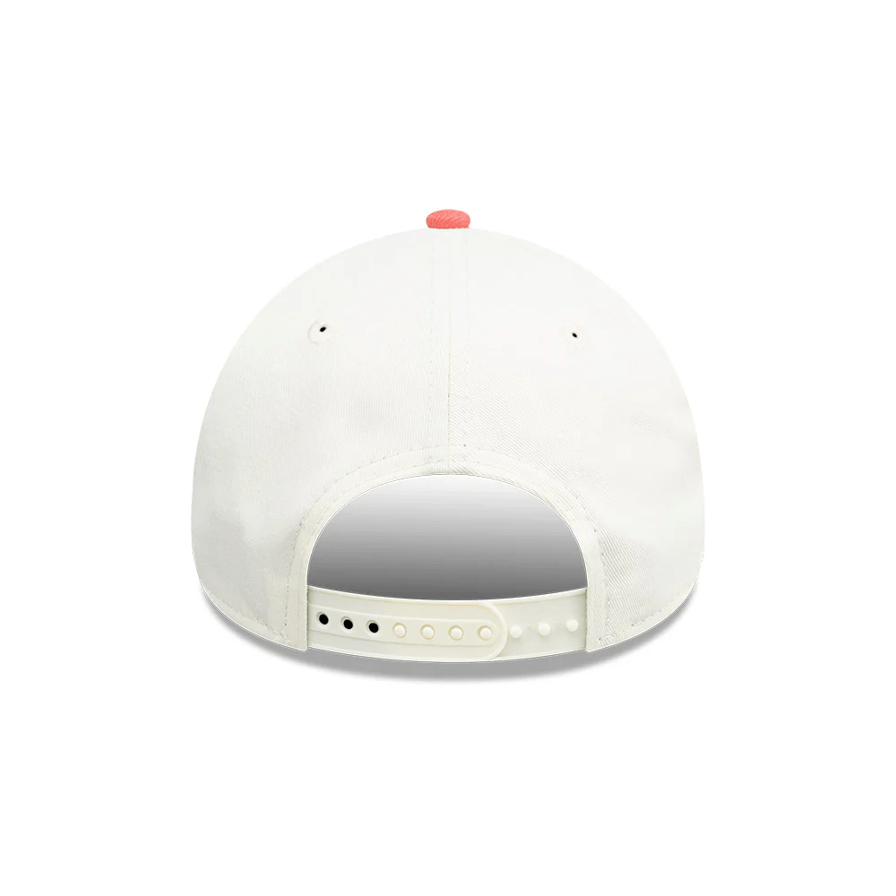 NEW ERA 9FORTY A-FRAME MLB NEW YORK YANKEES TONAL CHROME CORAL GORRA AJUSTABLE BLANCA