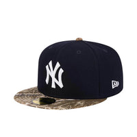 NEW ERA 59FIFTY MLB NEW YORK YANKEES REAL TEE VISOR GORRA CERRADA NEGRA