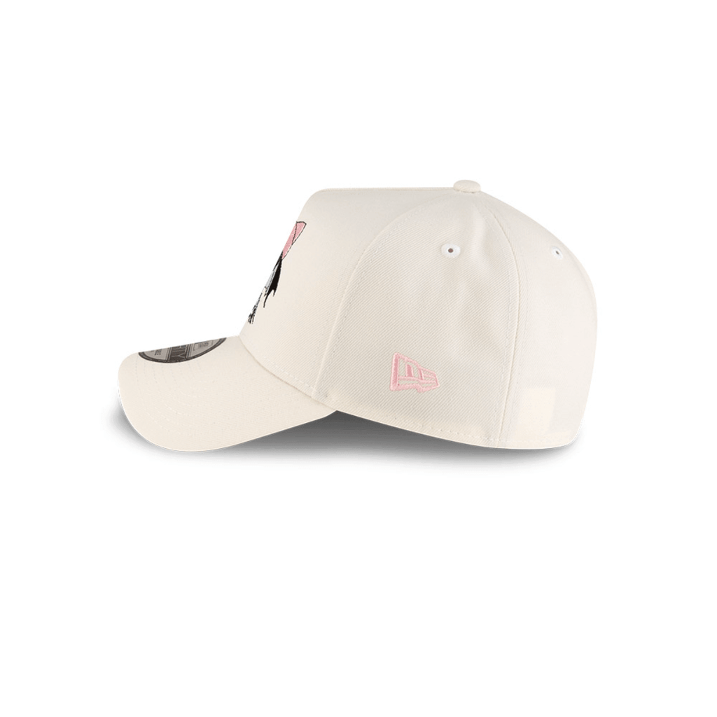 NEW ERA 9FORTY A-FRAME BATMAN HEART GORRA AJUSTABLE BEIGE