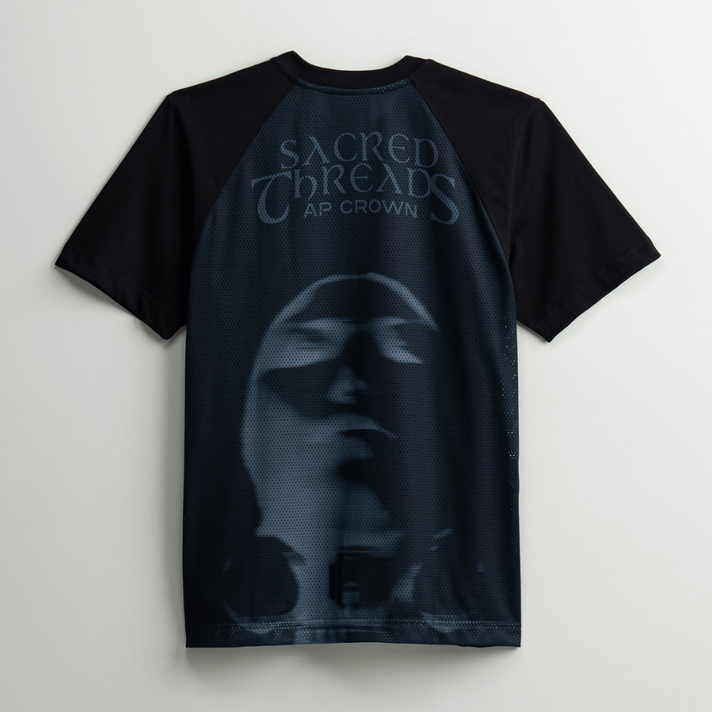 AP CROWN HILOS SAGRADOS KORA CAMISETA REGULAR NEGRA