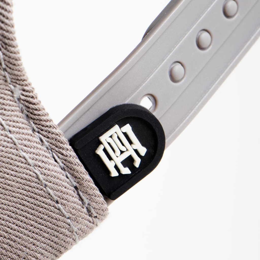 AP CROWN GODS LANGUAGE HOLY GORRA AJUSTABLE BLANCA