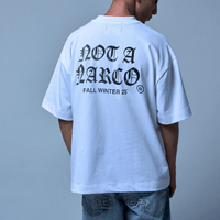 SINNERS NOT A NARCO FW25 CAMISETA BOXY BLANCA