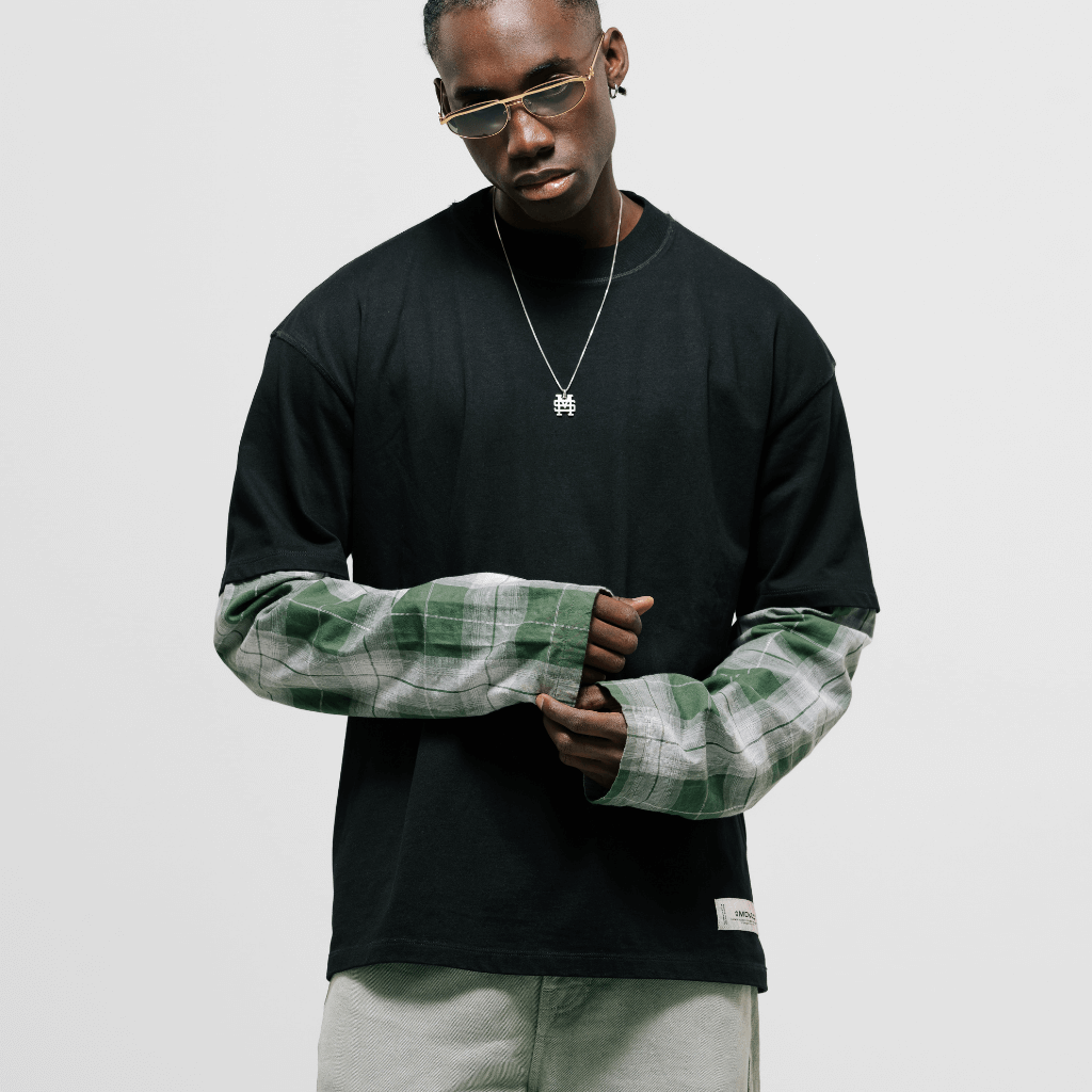 MONOIC TUTTO BENE I CAMISETA OVERSIZED CORE DOBLE MANGA NEGRA