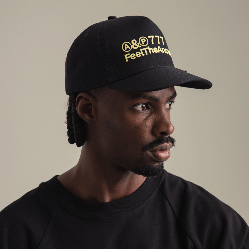 AP CROWN SIGNAL GORRA AJUSTABLE PRISMA BLACK ALL OVER NEGRO