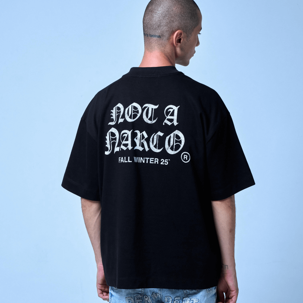 SINNERS NOT A NARCO FW25 CAMISETA BOXY NEGRA