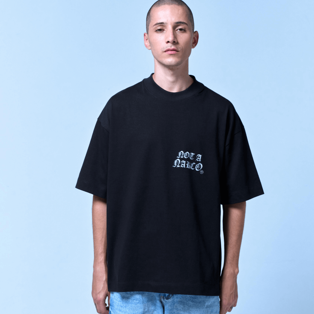 SINNERS NOT A NARCO FW25 CAMISETA BOXY NEGRA