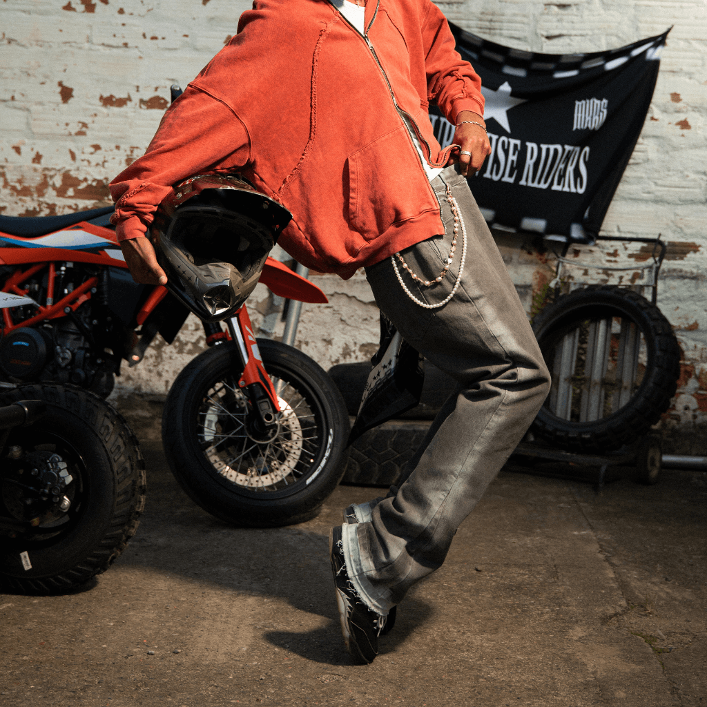 CULTUREWISE TWO STROKE SAINTS PANTALONES FLARE JEAN GRIS