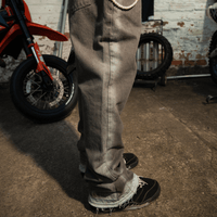 CULTUREWISE TWO STROKE SAINTS PANTALONES FLARE JEAN GRIS