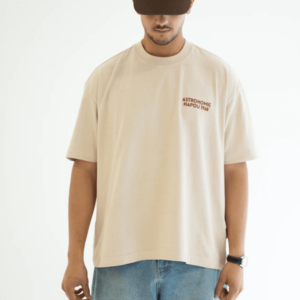 ASTRONOMIC ANDIAMO PIANO, MY FRIEND DONNA NAPOLETANA CAMISETA OVERSIZED BEIGE