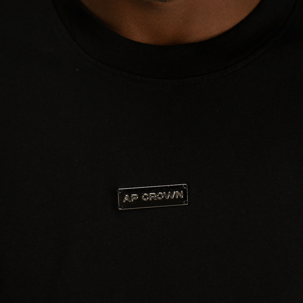 AP CROWN HIDDEN DEPTHS DAWN NEGRO CAMISETA REGULAR FIT NEGRA