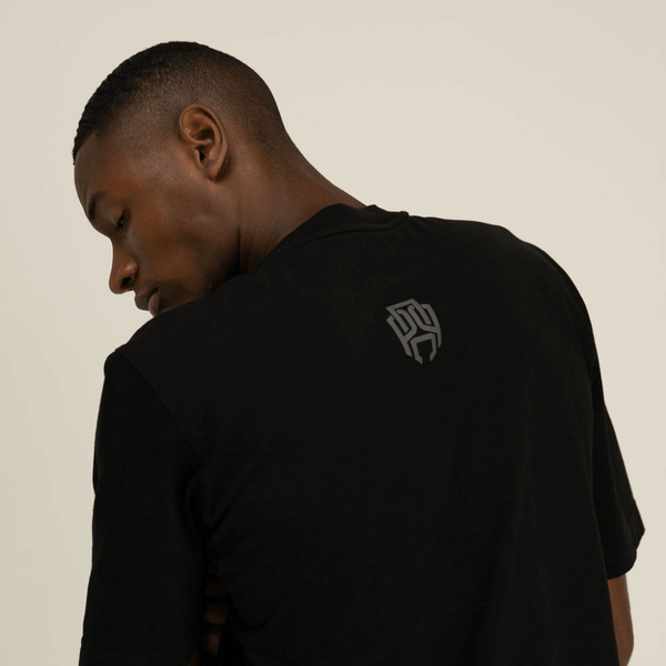 AP CROWN HIDDEN DEPTHS DAWN NEGRO CAMISETA REGULAR FIT NEGRA