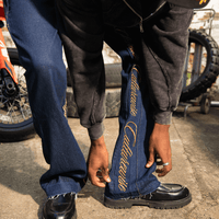 CULTUREWISE TWO STROKE SAINTS PANTALONES FLARE RAW DENIM JEAN AZUL