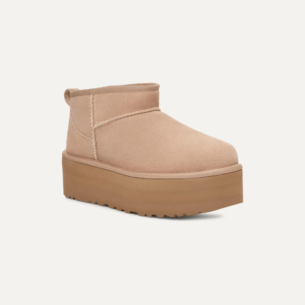 BOTAS MUJER UGG W CLASSIC ULTRA MINI PLATFORM SAND ARENA