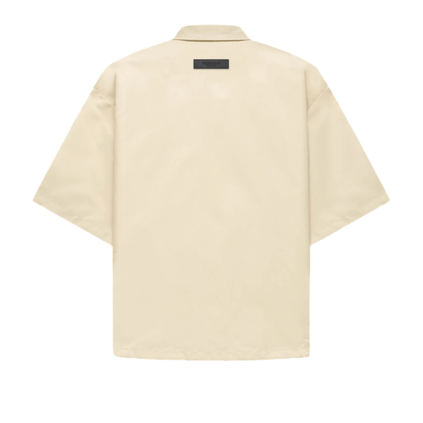 FEAR OF GOD ESSENTIALS CAMISA NYLON OVERSIZE BEIGE