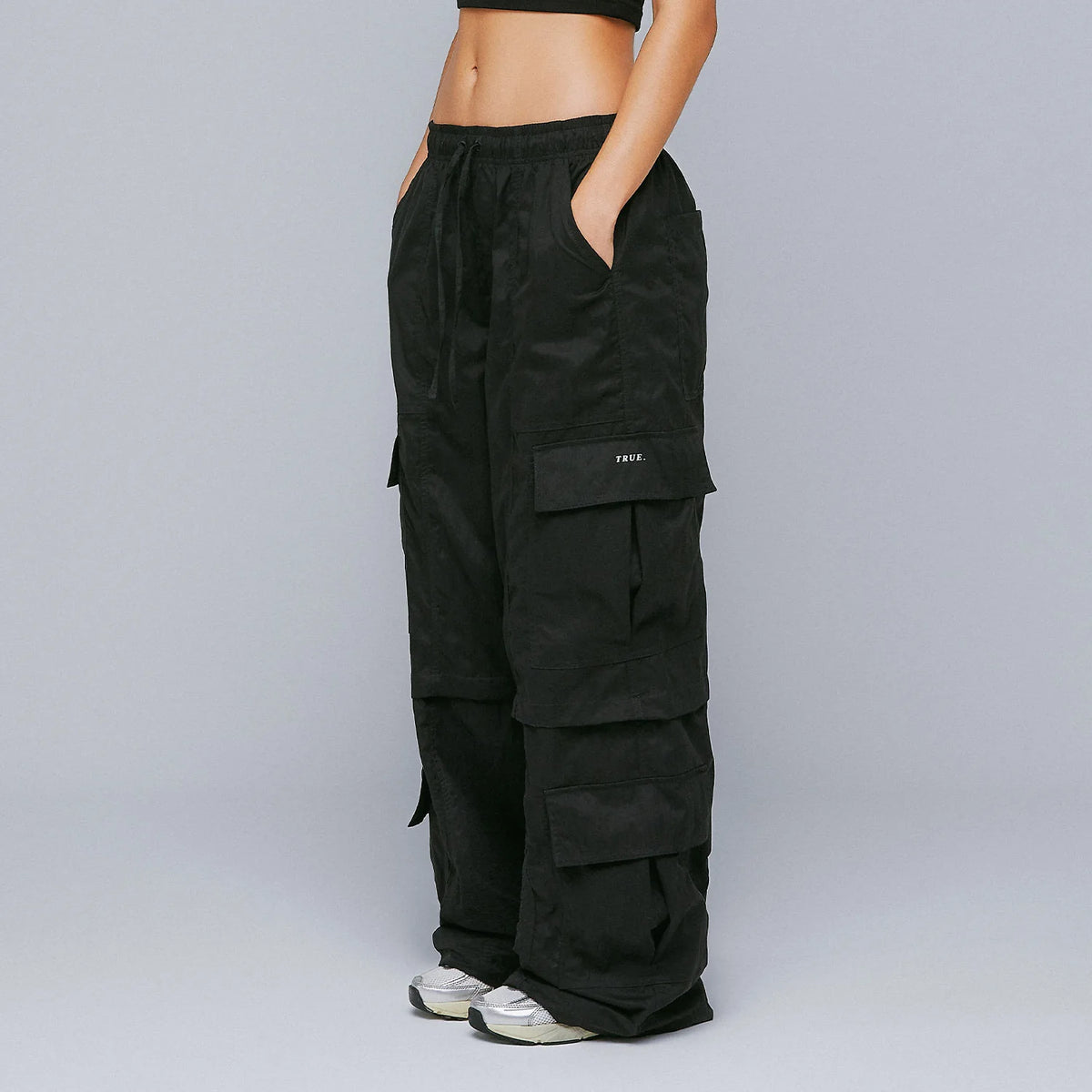 TRUE ACTIVE BAGGY CARGO PANTALON NEGRO