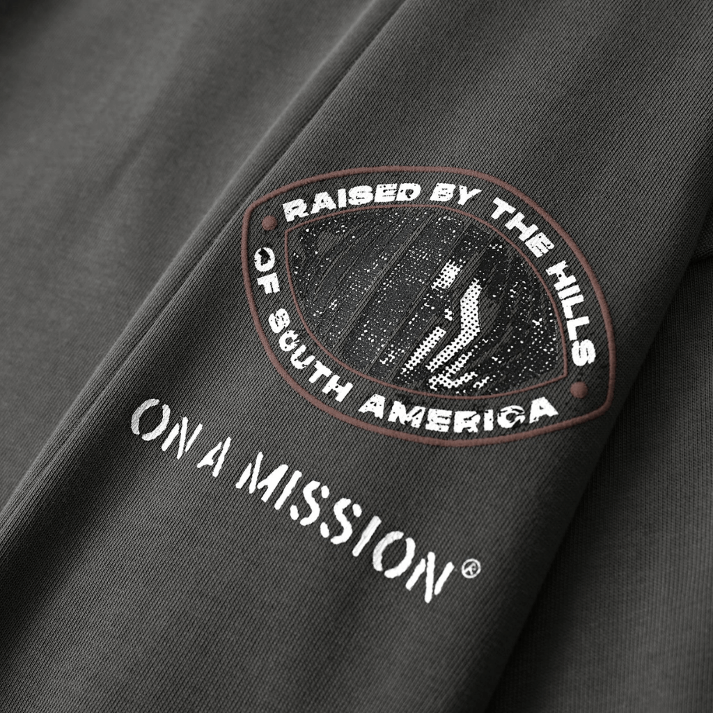 SON OF SON OVERSIZE GREY RAISED BY THE HILLS CAMISETA OVERSIZE GRIS