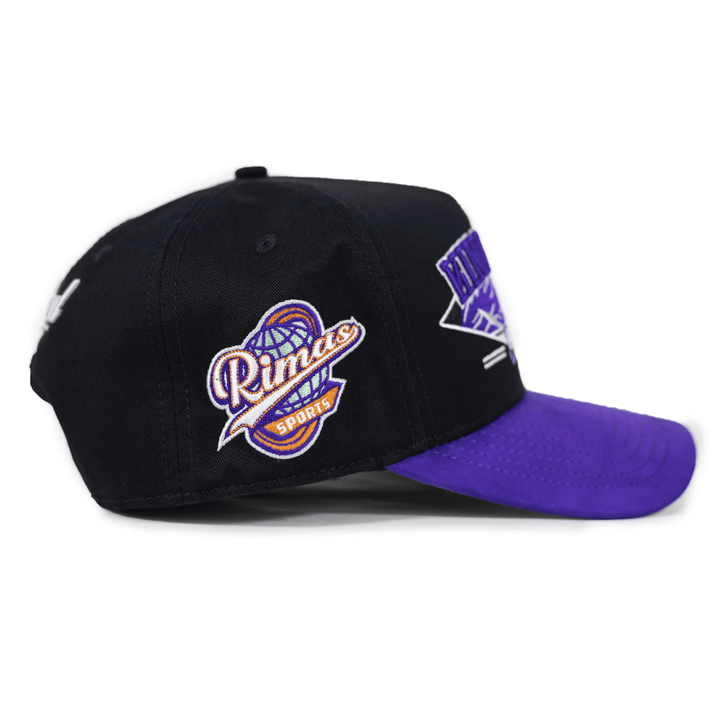 KINGS BRED X RIMAS SPORTS TOVAR 14 GORRA AJUSTABLE NEGRA / MORADO