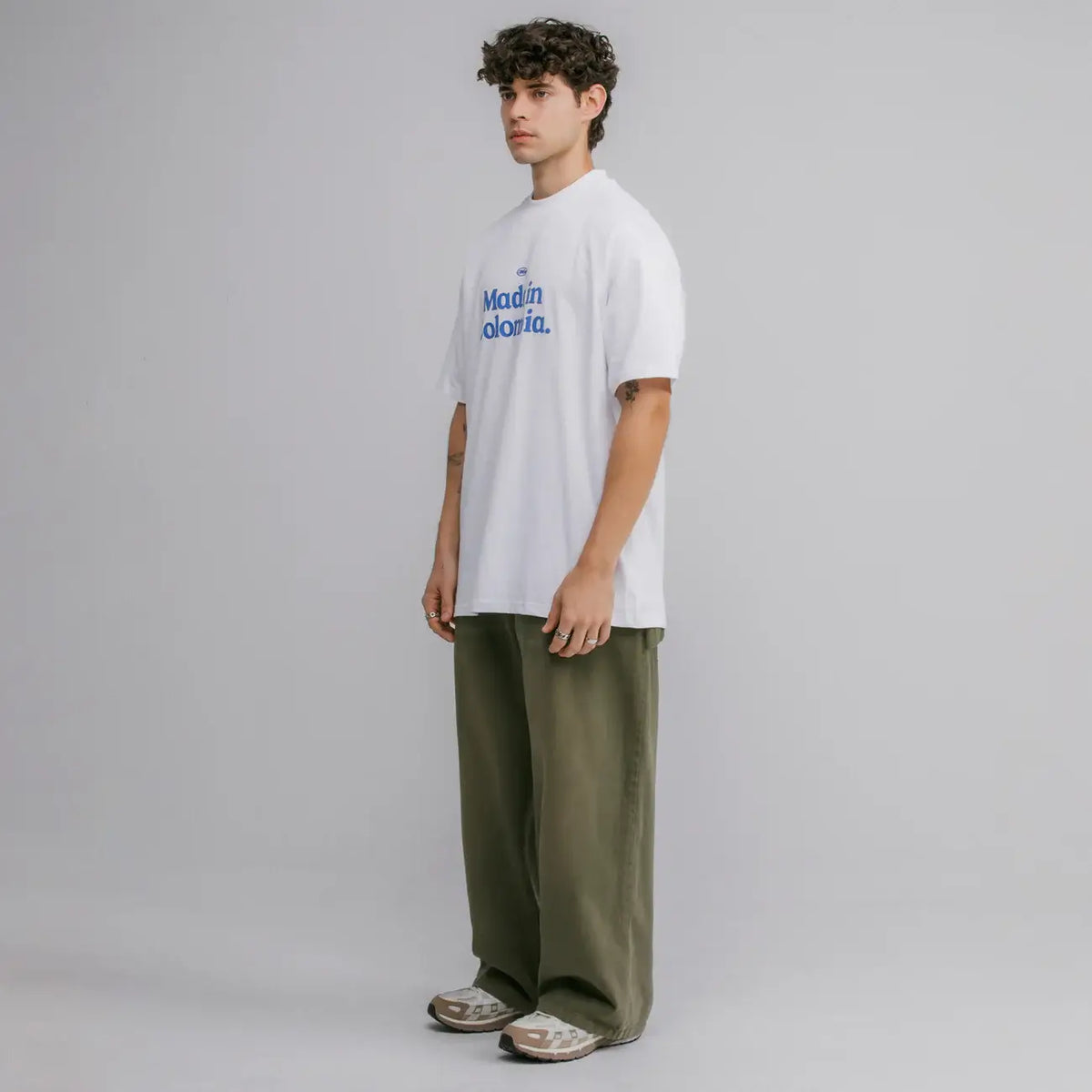 TRUE COLOMBIA OVERSIZED T-SHIRT CAMISETA BLANCA