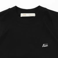 TRUE CURSIVE LOGO T-SHIRT CAMISETA NEGRA