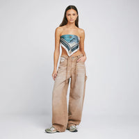 TRUE DIRTY-WASH MID-RISE PANTALON BEIGE