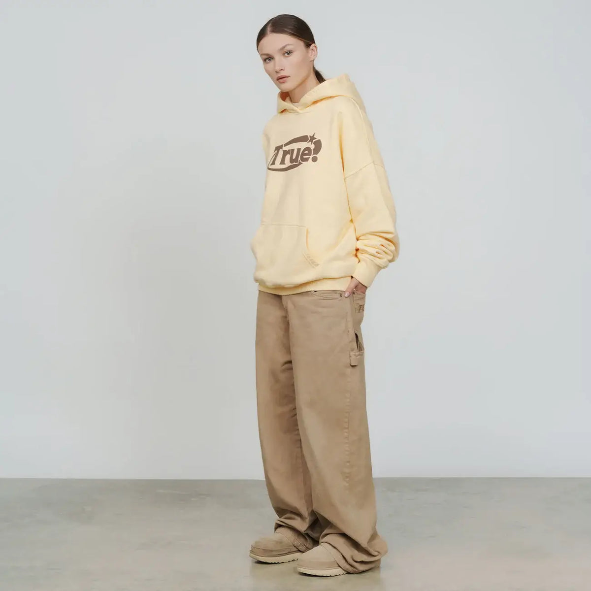 TRUE PRELUDE EVERYDAY LOGO HOODIE AMARILLO