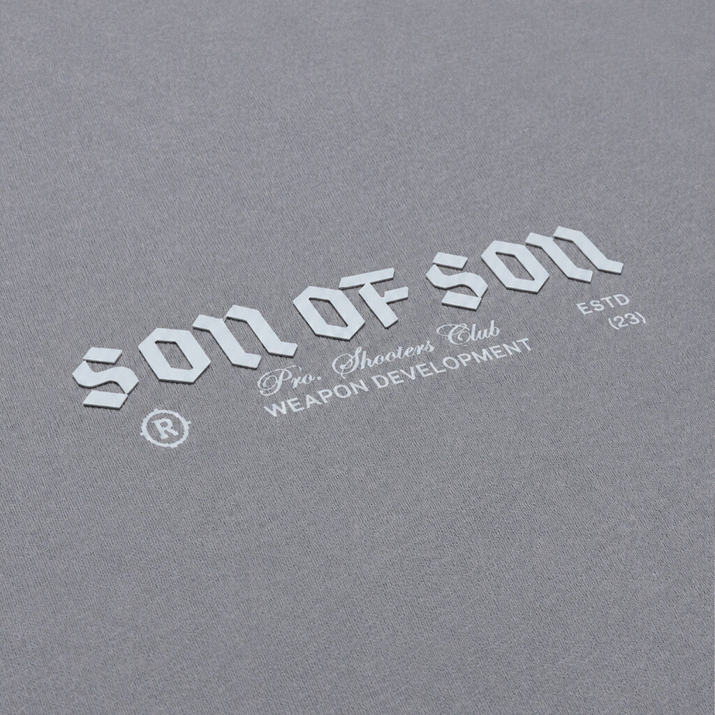SON OF SON NEGOCIOS DE FAMILIA MODEL 70 CAMISETA OVERSIZED GRIS