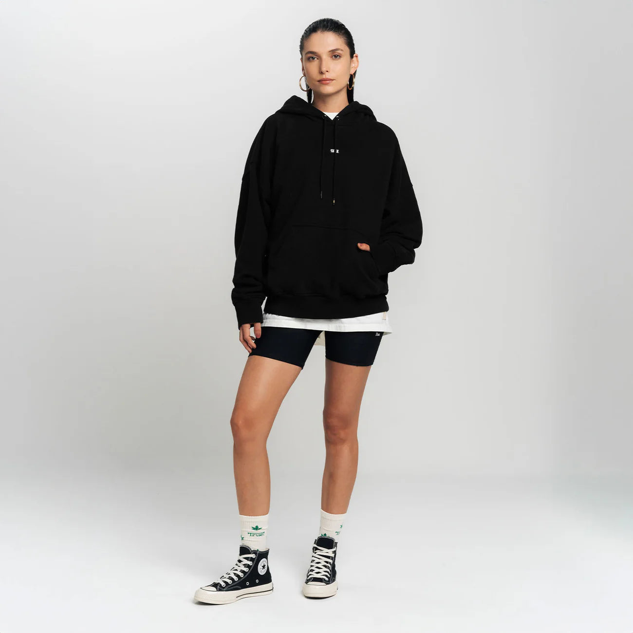 TRUE HOODIE CLÁSICO BUZOS NEGRO