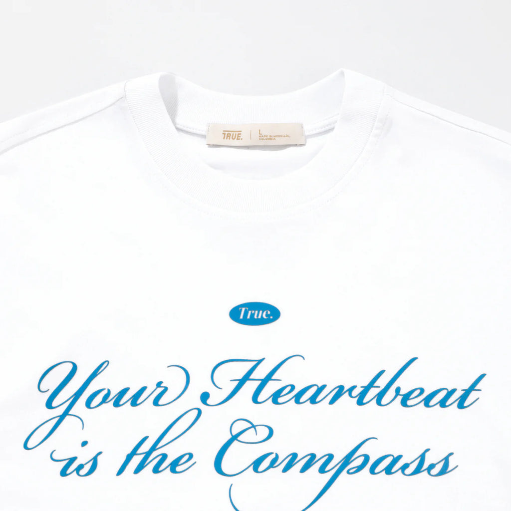 TRUE HEARTBEAT OVERSIZED T-SHIRT CAMISETA BLANCA