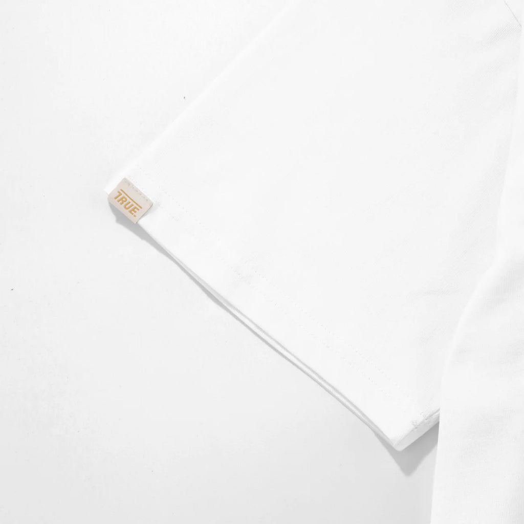 TRUE HEARTBEAT OVERSIZED T-SHIRT CAMISETA BLANCA