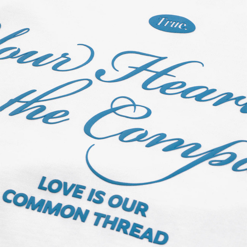 TRUE HEARTBEAT OVERSIZED T-SHIRT CAMISETA BLANCA