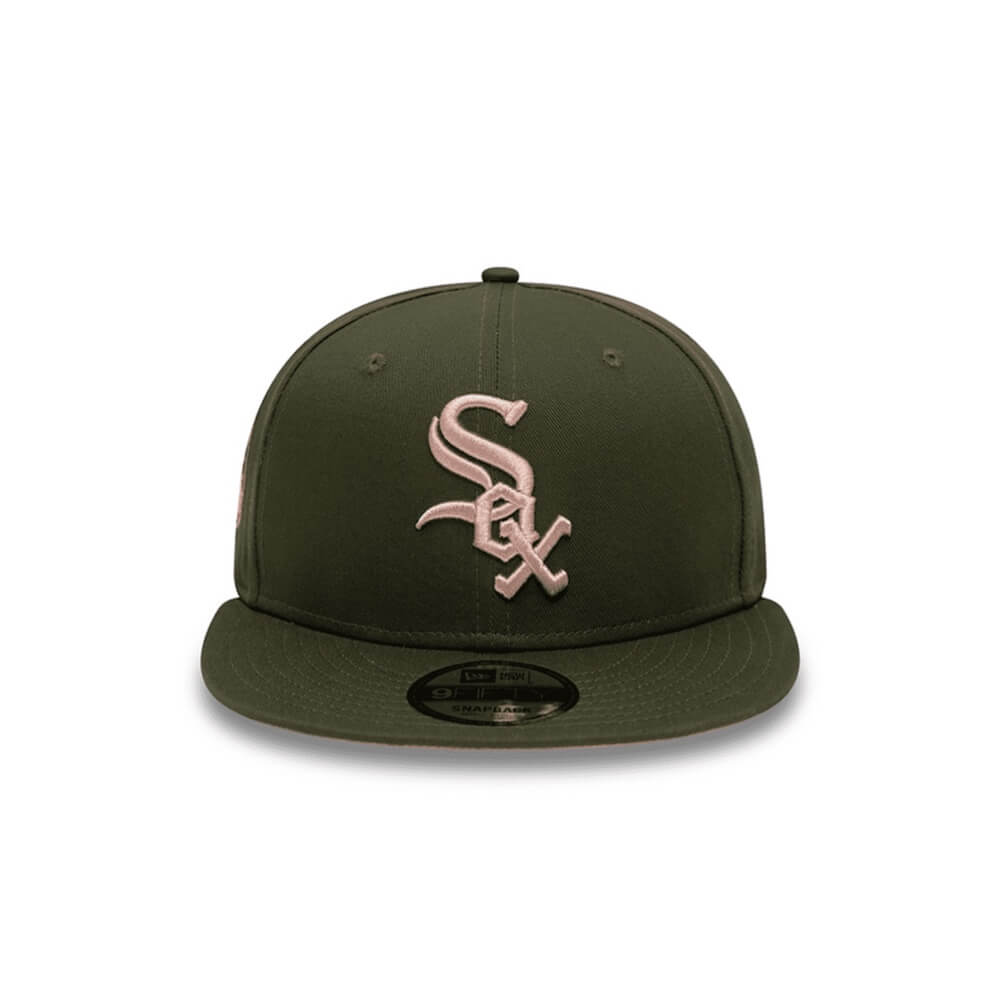 NEW ERA 9FIFTY MLB SIDE PATCH WHITE SOX ADJUSTABLE CLOSED CAP GREEN