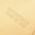 FEAR OF GOD ESSENTIALS SHORT DE ALGODON AMARILLO TULCAN