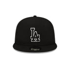 NEW ERA 59FIFTY MLB CAMIONERA LA DODGERS LOGO NEGRO Y BLANCO GORRA CERRADA NEGRA