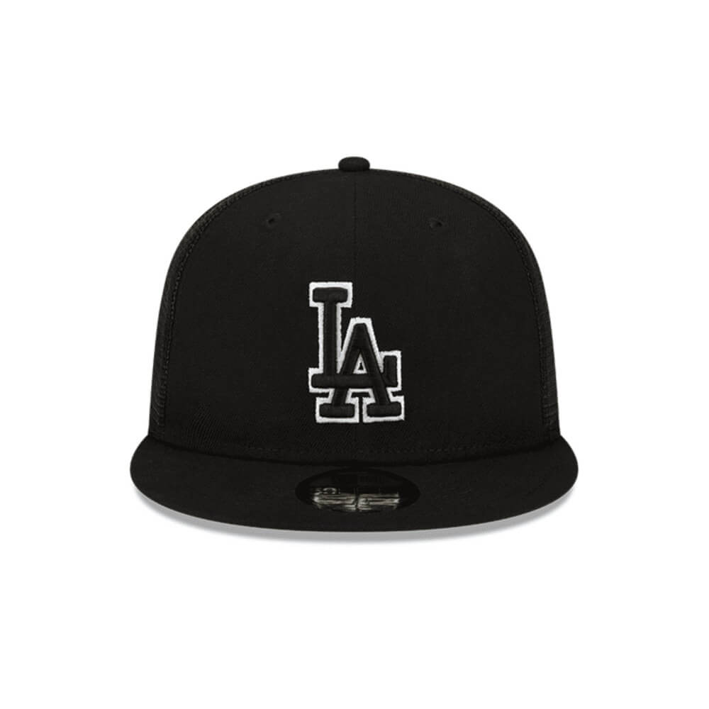 NEW ERA 59FIFTY MLB CAMIONERA LA DODGERS LOGO NEGRO Y BLANCO GORRA CERRADA NEGRA