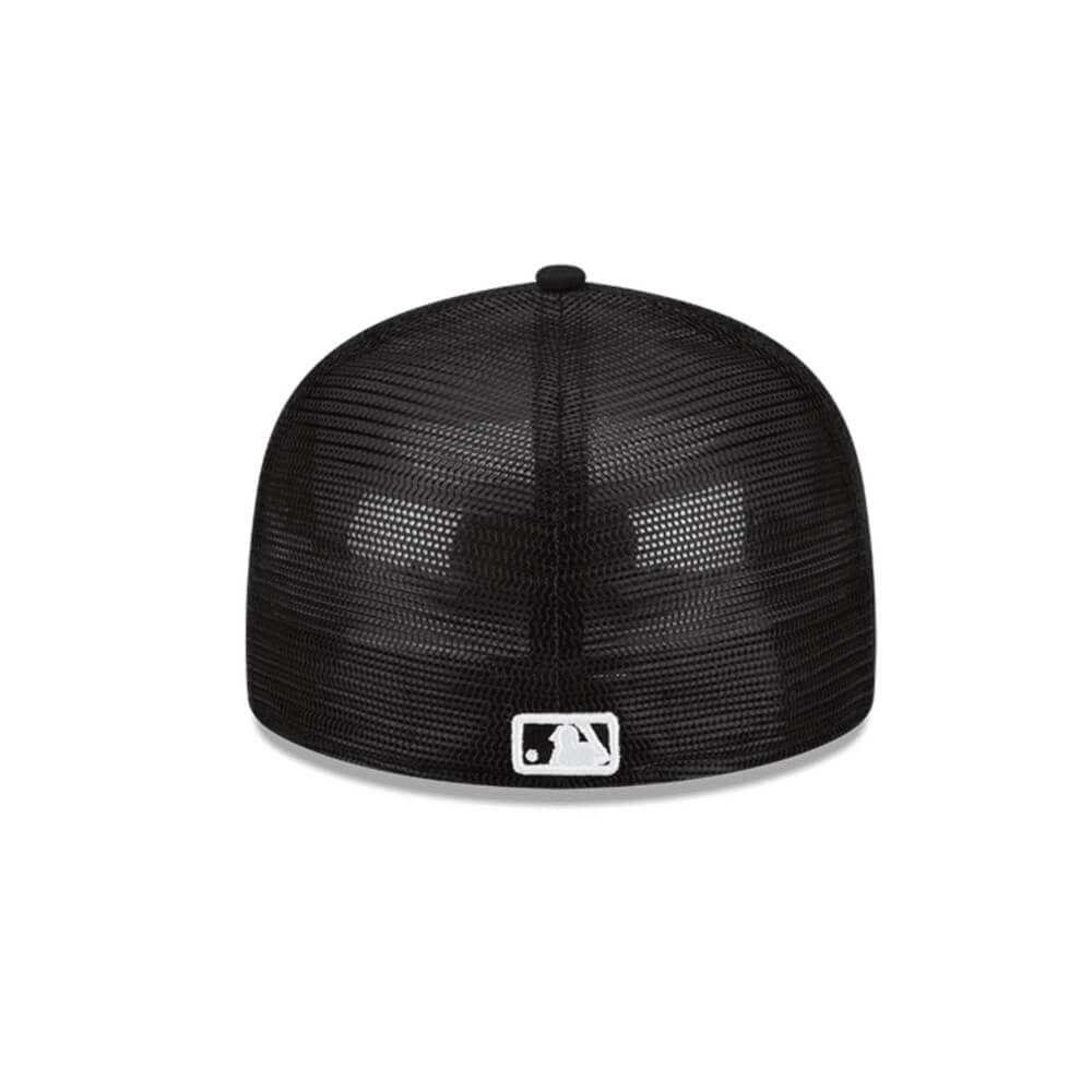 NEW ERA 59FIFTY MLB CAMIONERA LA DODGERS LOGO NEGRO Y BLANCO GORRA CERRADA NEGRA