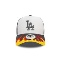 NEW ERA 9FORTY A FRAME MLB LA DODGERS GORRA FLAMAS CAMIONERA AJUSTABLE NEGRA Y BLANCA