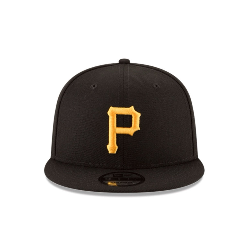 NEW ERA 9FIFTY MLB BASICA PITSSBURG GORRA AJUSTABLE NEGRA LOGO AMARILLO