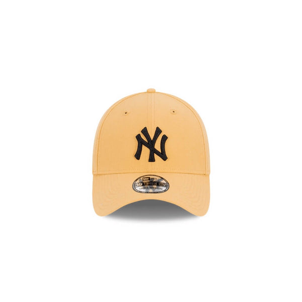 NEW ERA 39THIRTY MLB NY YANKEES BEIGE CLOSED CAP 