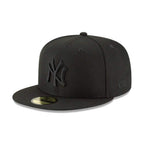 NEW ERA 59FIFTY MLB BASICA NY YANKEES LOGO NEGRO GORRA CERRADA NEGRA