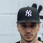 NEW ERA 59FIFTY MLB NY YANKEES GORRA CERRADA CLASICA NEGRA LOGO BLANCO