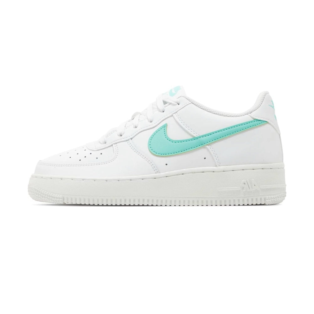 TENIS MUJER NIKE AIR FORCE 1 EMERALD RISE BLANCO