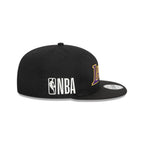 NEW ERA 9FIFTY NBA LA LAKERS GORRA POST UP AJUSTABLE NEGRA LOGO MORADO
