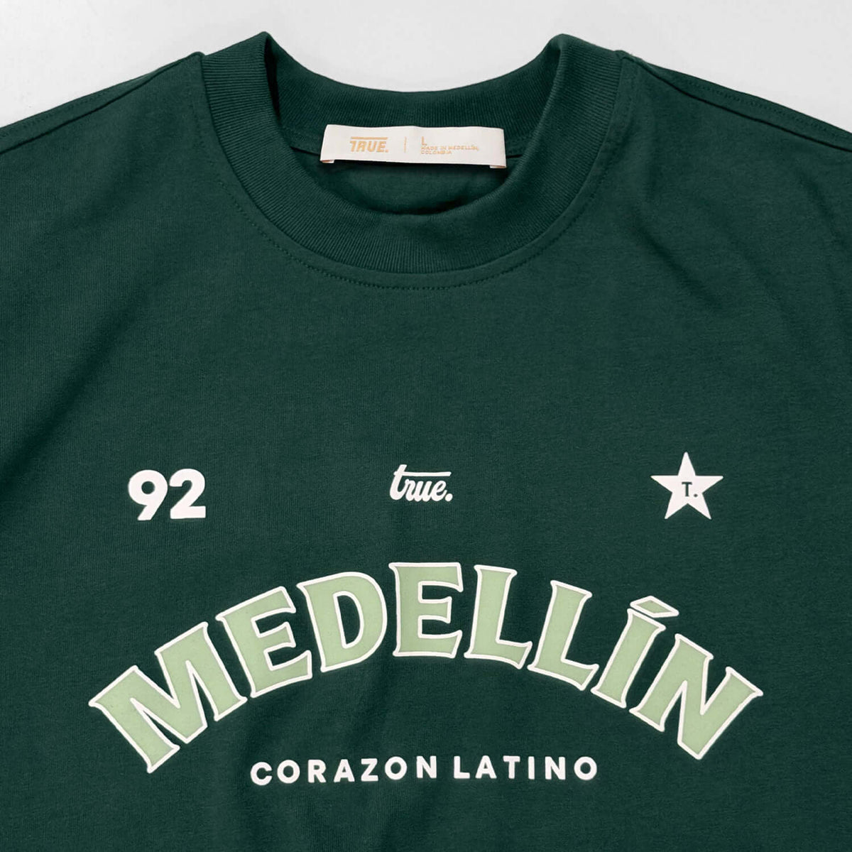 TRUE MEDELLIN LATIN HEART CAMISETA VERDE
