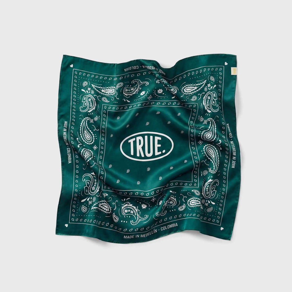 TRUE PAISLEY BANDANA VERDE