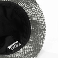 TRUE DREAMSKIN DROP PYTHON BUCKET HAT GRIS