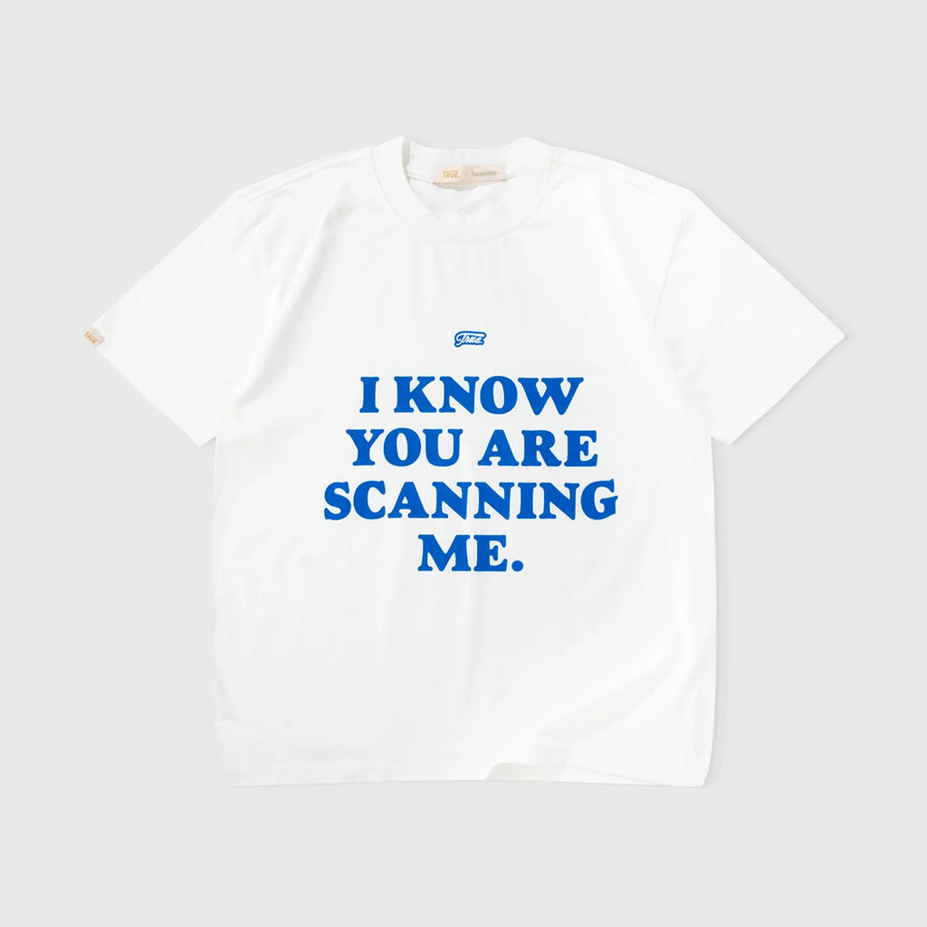 TRUE SCANNING CROPPED TEE CAMISETA BEIGE