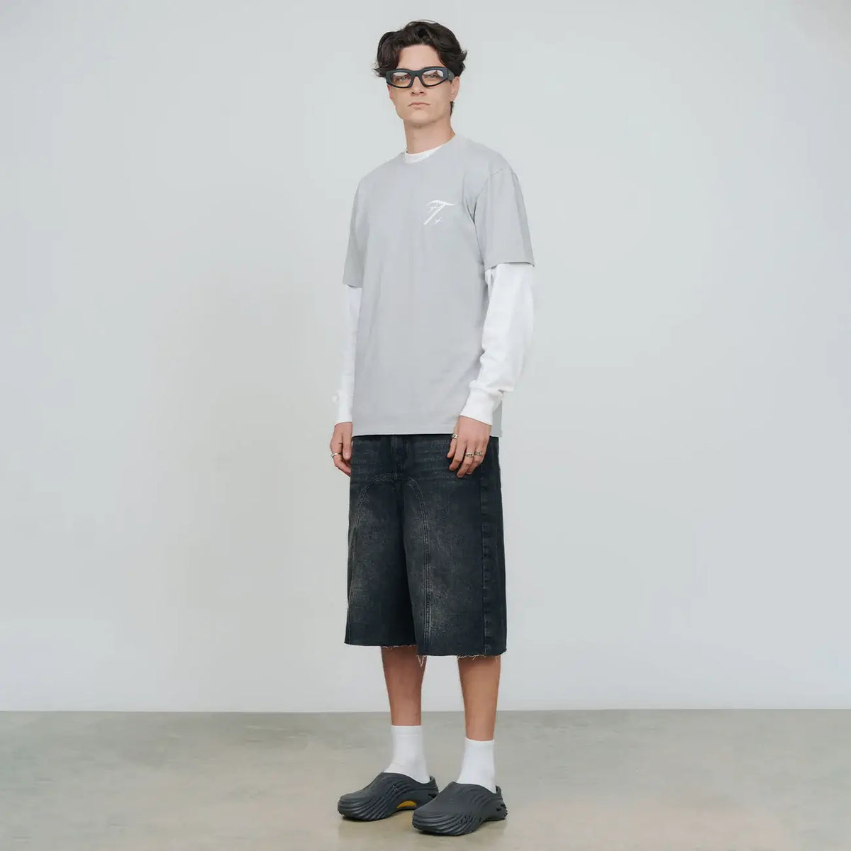 TRUE PRELUDE SHADOW CAMISETA OVERSIZED GRIS LAVADO