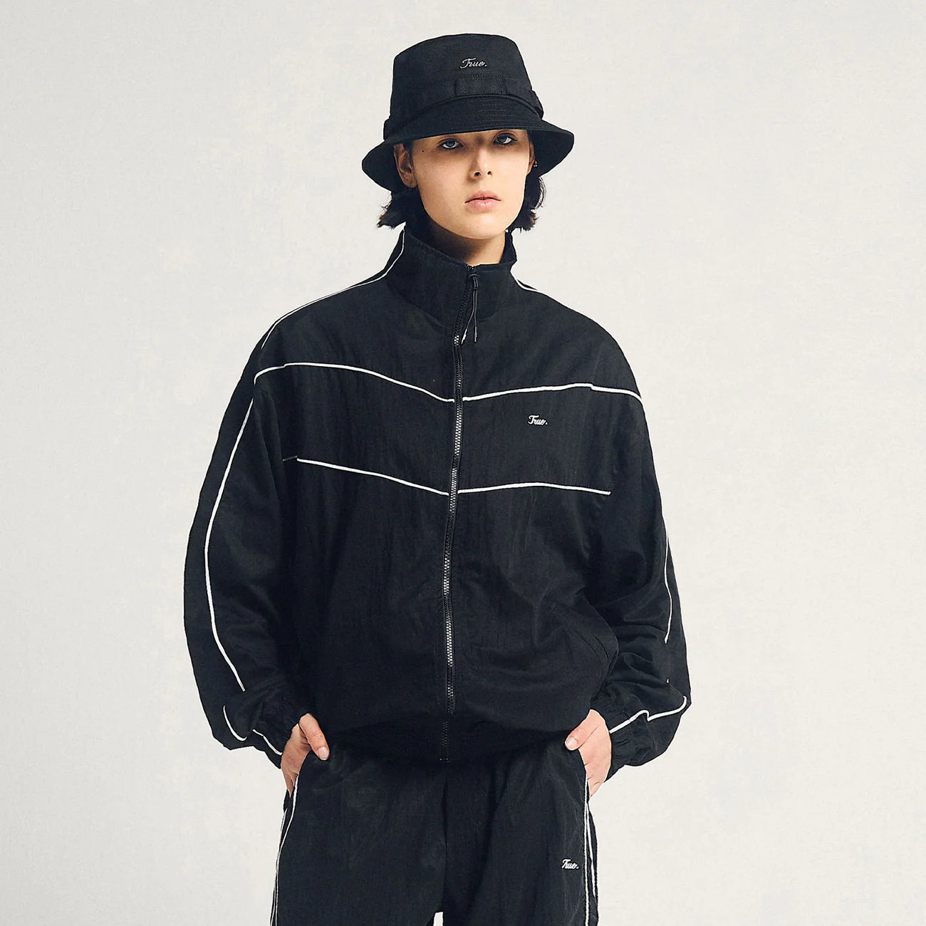 TRUE SIGNATURE TRACK JACKET CHAQUETA NEGRO
